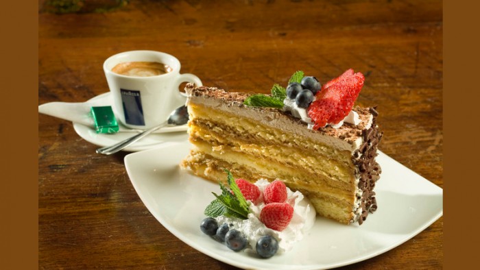 Dessert Espresso & Tiramisu Cake